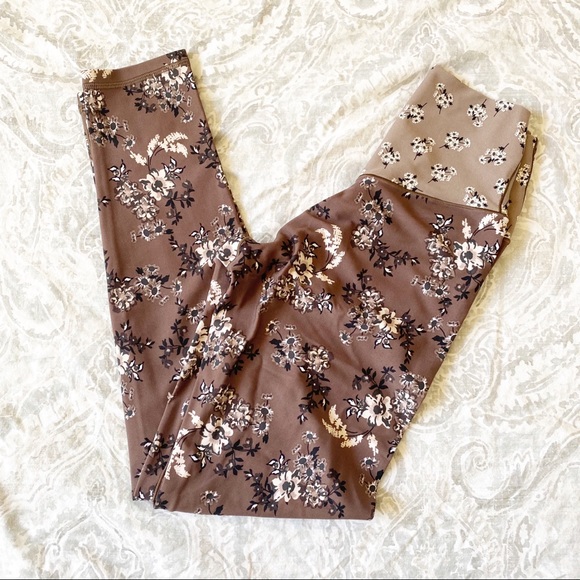 AERIE Offline Real Me 7/8 Crossover Floral Leggings Brown Medium NEW NWOT - Picture 8 of 8